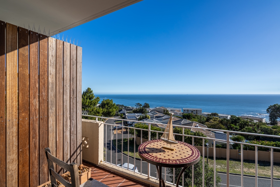 2 Bedroom Property for Sale in Camps Bay Western Cape